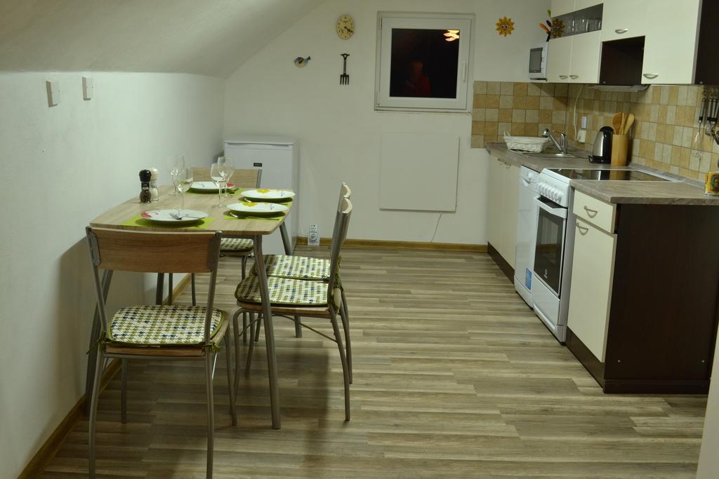 Apartman75 Tisnov Zimmer foto