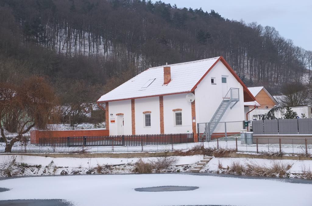 Apartman75 Tisnov Exterior foto